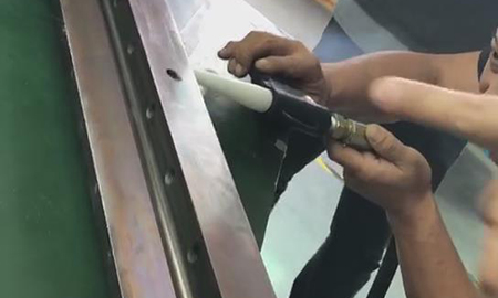 干冰清洗機熔噴布模頭清洗應(yīng)用案例視頻 