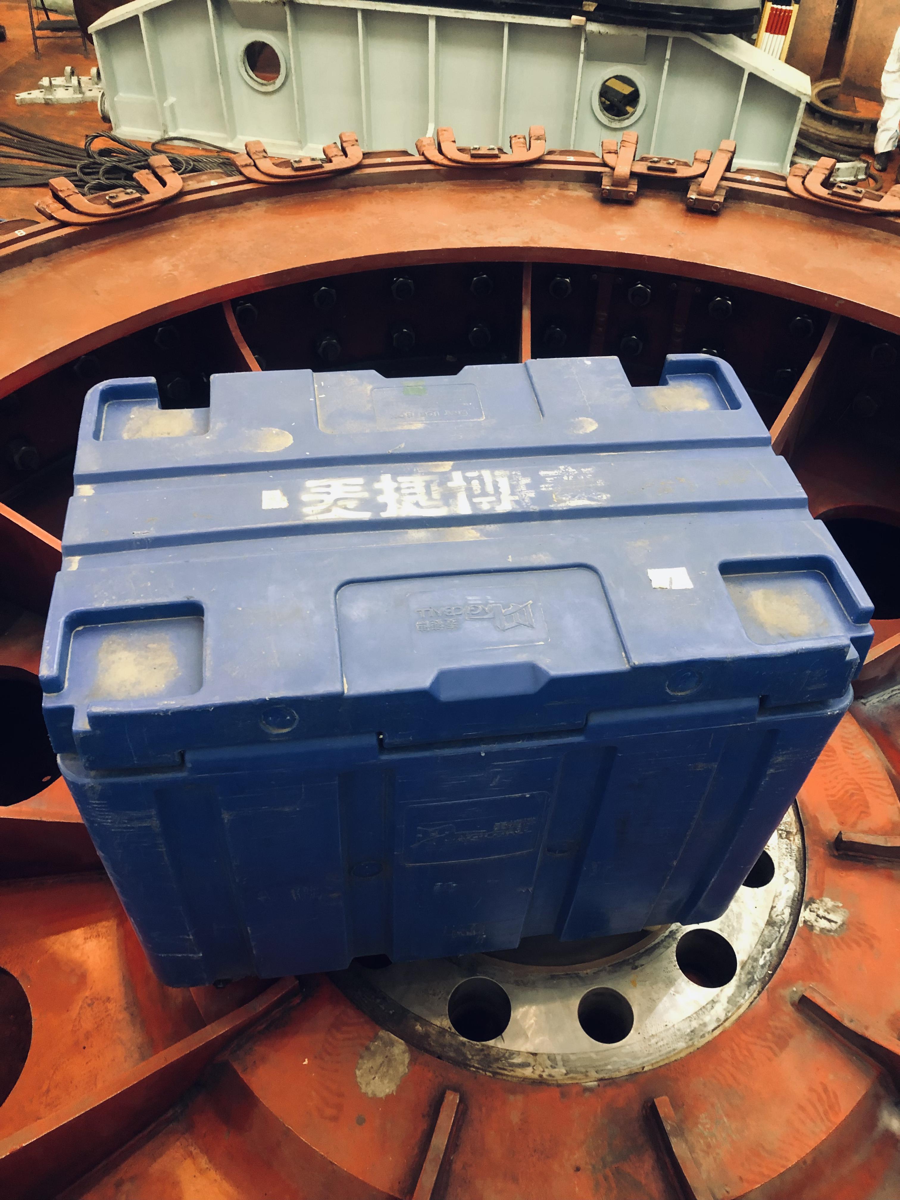 干冰清洗水電站定子轉(zhuǎn)子，怎么保護線泵、云母帶、玻璃絲帶？ 