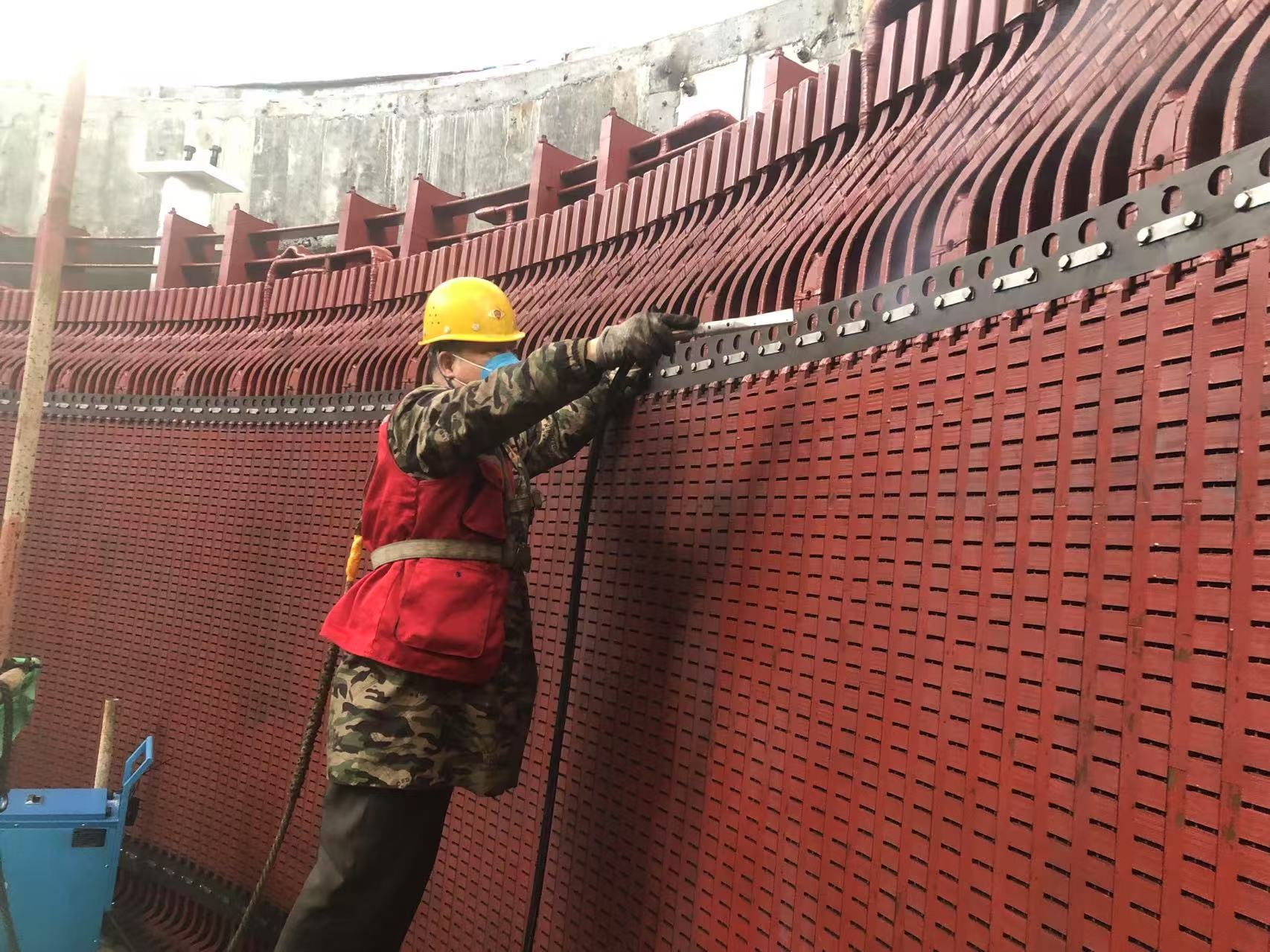 干冰清洗定子端部或有損傷的部位方法 